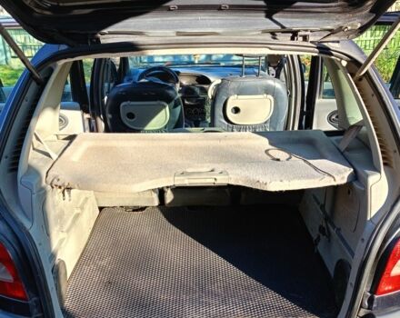 Синий Рено Меган, объемом двигателя 0 л и пробегом 298 тыс. км за 3400 $, фото 11 на Automoto.ua