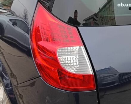 Синій Рено Меган, об'ємом двигуна 2 л та пробігом 328 тис. км за 6190 $, фото 8 на Automoto.ua