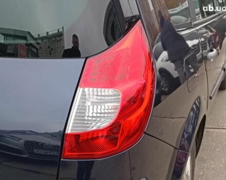 Синій Рено Меган, об'ємом двигуна 2 л та пробігом 328 тис. км за 6190 $, фото 9 на Automoto.ua