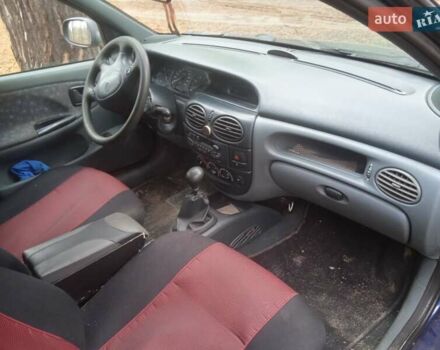 Синий Рено Меган, объемом двигателя 1.39 л и пробегом 315 тыс. км за 2250 $, фото 7 на Automoto.ua