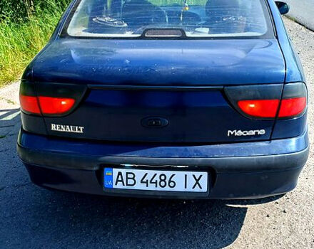 Синій Рено Меган, об'ємом двигуна 1.4 л та пробігом 275 тис. км за 2200 $, фото 4 на Automoto.ua