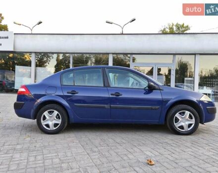 Синий Рено Меган, объемом двигателя 1.4 л и пробегом 372 тыс. км за 3300 $, фото 5 на Automoto.ua