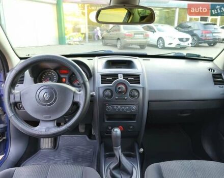 Синий Рено Меган, объемом двигателя 1.4 л и пробегом 372 тыс. км за 3300 $, фото 15 на Automoto.ua