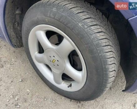 Синий Рено Меган, объемом двигателя 1.39 л и пробегом 185 тыс. км за 4500 $, фото 6 на Automoto.ua