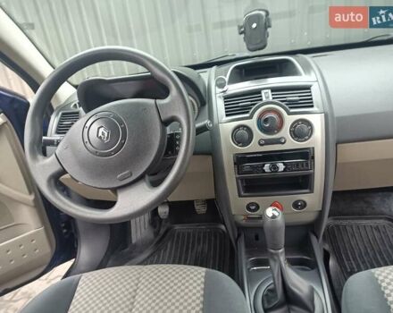 Синий Рено Меган, объемом двигателя 1.4 л и пробегом 173 тыс. км за 3850 $, фото 7 на Automoto.ua