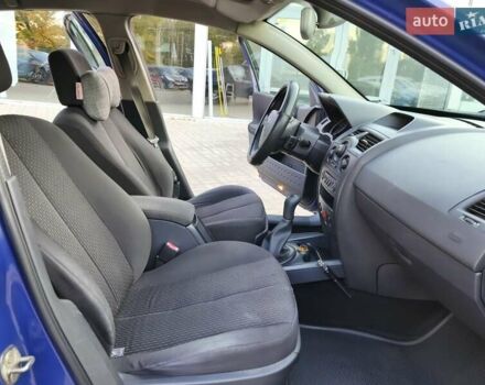 Синий Рено Меган, объемом двигателя 1.4 л и пробегом 372 тыс. км за 3300 $, фото 14 на Automoto.ua