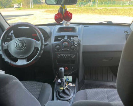 Синий Рено Меган, объемом двигателя 1.6 л и пробегом 205 тыс. км за 3800 $, фото 10 на Automoto.ua