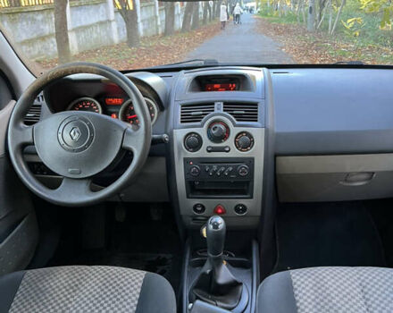 Синий Рено Меган, объемом двигателя 1.6 л и пробегом 243 тыс. км за 2800 $, фото 9 на Automoto.ua
