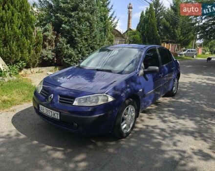 Синий Рено Меган, объемом двигателя 1.6 л и пробегом 306 тыс. км за 3900 $, фото 5 на Automoto.ua