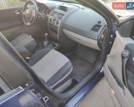 Синий Рено Меган, объемом двигателя 1.6 л и пробегом 200 тыс. км за 4200 $, фото 8 на Automoto.ua