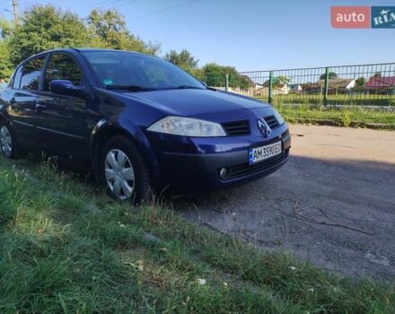 Синий Рено Меган, объемом двигателя 1.6 л и пробегом 200 тыс. км за 4200 $, фото 9 на Automoto.ua