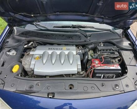 Синий Рено Меган, объемом двигателя 0 л и пробегом 243 тыс. км за 4300 $, фото 7 на Automoto.ua
