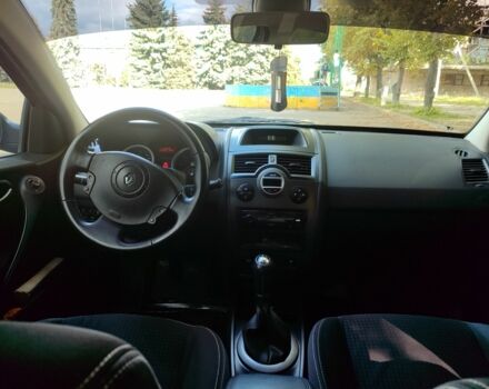 Синий Рено Меган, объемом двигателя 1.6 л и пробегом 280 тыс. км за 5000 $, фото 9 на Automoto.ua