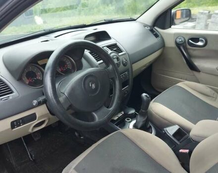 Синий Рено Меган, объемом двигателя 1.6 л и пробегом 258 тыс. км за 3600 $, фото 3 на Automoto.ua