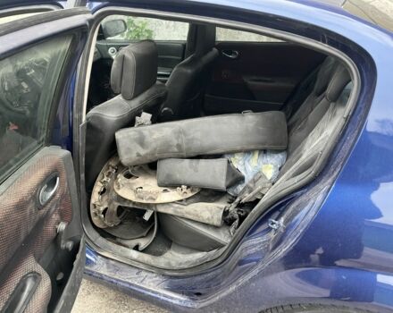 Синій Рено Меган, об'ємом двигуна 1.4 л та пробігом 240 тис. км за 2300 $, фото 7 на Automoto.ua