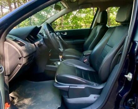 Синій Рено Меган, об'ємом двигуна 2 л та пробігом 156 тис. км за 4800 $, фото 22 на Automoto.ua