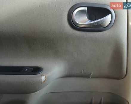 Синий Рено Меган, объемом двигателя 1.6 л и пробегом 280 тыс. км за 4400 $, фото 12 на Automoto.ua