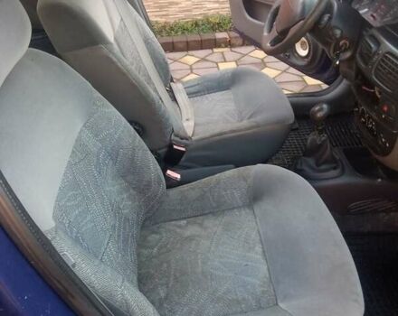 Синий Рено Меган, объемом двигателя 1.6 л и пробегом 277 тыс. км за 900 $, фото 6 на Automoto.ua