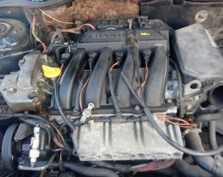 Синий Рено Меган, объемом двигателя 1.6 л и пробегом 277 тыс. км за 750 $, фото 4 на Automoto.ua