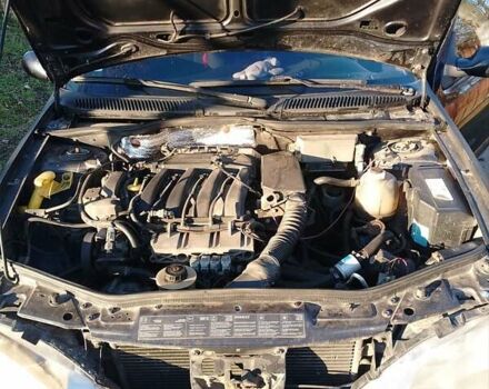 Синий Рено Меган, объемом двигателя 1.4 л и пробегом 420 тыс. км за 2408 $, фото 5 на Automoto.ua