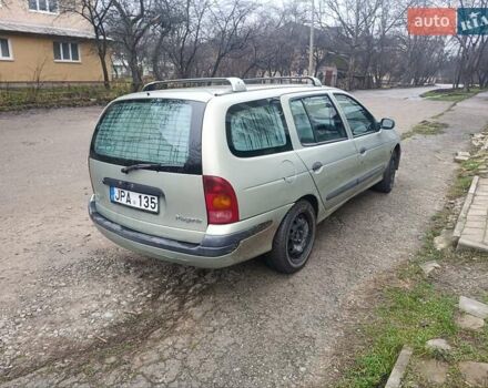 Синий Рено Меган, объемом двигателя 1.9 л и пробегом 260 тыс. км за 1250 $, фото 4 на Automoto.ua