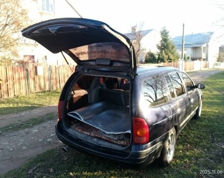 Синий Рено Меган, объемом двигателя 1.4 л и пробегом 420 тыс. км за 2500 $, фото 3 на Automoto.ua