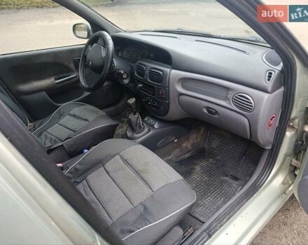 Синий Рено Меган, объемом двигателя 1.9 л и пробегом 260 тыс. км за 1250 $, фото 6 на Automoto.ua