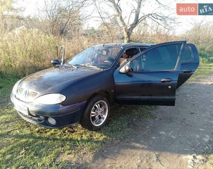 Синий Рено Меган, объемом двигателя 1.4 л и пробегом 420 тыс. км за 2408 $, фото 8 на Automoto.ua