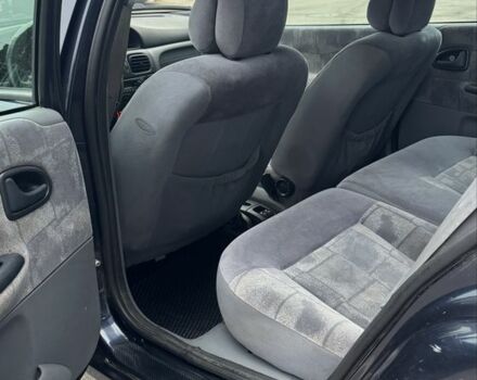 Синий Рено Меган, объемом двигателя 1.6 л и пробегом 310 тыс. км за 3100 $, фото 7 на Automoto.ua