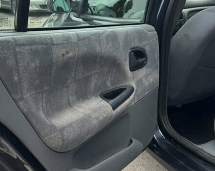 Синий Рено Меган, объемом двигателя 1.6 л и пробегом 310 тыс. км за 3100 $, фото 22 на Automoto.ua