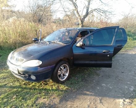 Синий Рено Меган, объемом двигателя 1.4 л и пробегом 420 тыс. км за 2500 $, фото 1 на Automoto.ua