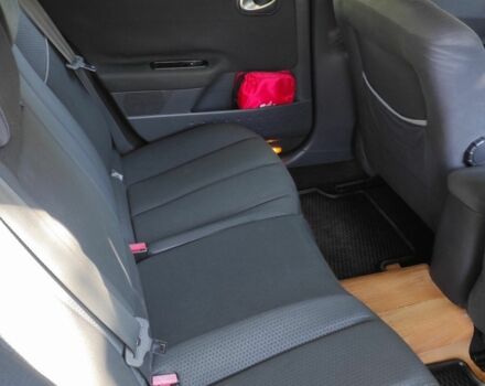 Синий Рено Меган, объемом двигателя 1.6 л и пробегом 247 тыс. км за 5000 $, фото 7 на Automoto.ua