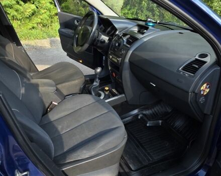 Синий Рено Меган, объемом двигателя 1.9 л и пробегом 412 тыс. км за 3300 $, фото 12 на Automoto.ua