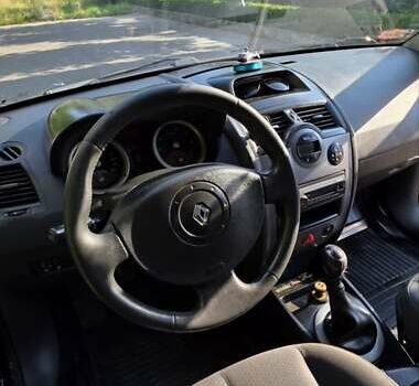 Рено Меган 2003 у Рівному на Automoto.ua Синій Рено Меган, об'ємом двигуна 1.9 л та пробігом 412 тис. км за 3400 $, фото 2 на Automoto.ua