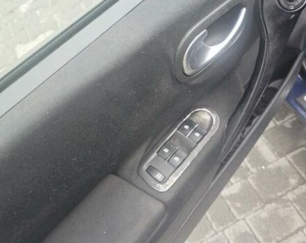 Синий Рено Меган, объемом двигателя 1.6 л и пробегом 240 тыс. км за 4200 $, фото 11 на Automoto.ua