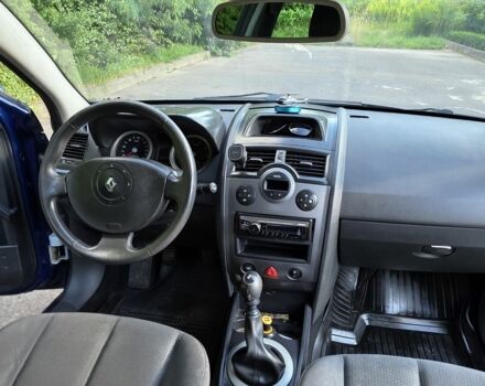 Синий Рено Меган, объемом двигателя 1.9 л и пробегом 412 тыс. км за 3300 $, фото 13 на Automoto.ua