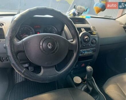 Синій Рено Меган, об'ємом двигуна 1.4 л та пробігом 295 тис. км за 3500 $, фото 4 на Automoto.ua