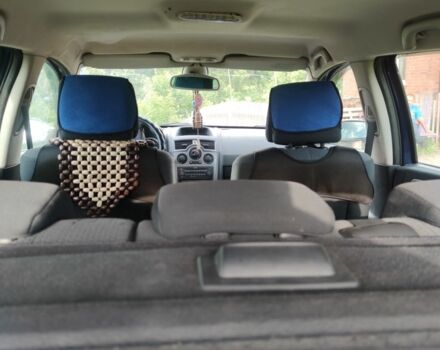 Рено Меган 2004 у Києві на Automoto.ua Синій Рено Меган, об'ємом двигуна 0 л та пробігом 302 тис. км за 4500 $, фото 11 на Automoto.ua