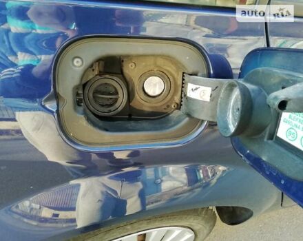 Синій Рено Меган, об'ємом двигуна 1.39 л та пробігом 230 тис. км за 4600 $, фото 5 на Automoto.ua