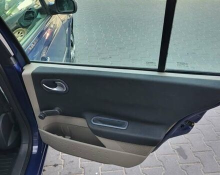 Синій Рено Меган, об'ємом двигуна 1.39 л та пробігом 386 тис. км за 2800 $, фото 26 на Automoto.ua