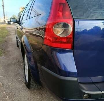 Синий Рено Меган, объемом двигателя 1.6 л и пробегом 250 тыс. км за 4000 $, фото 2 на Automoto.ua