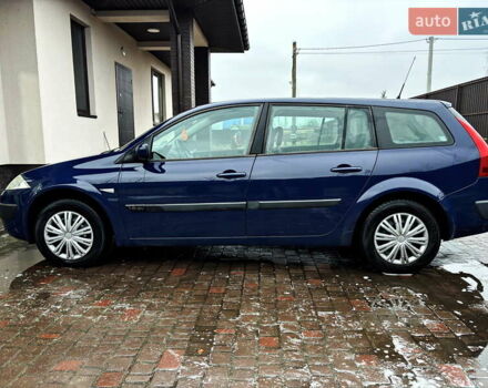 Синій Рено Меган, об'ємом двигуна 1.6 л та пробігом 261 тис. км за 4300 $, фото 1 на Automoto.ua