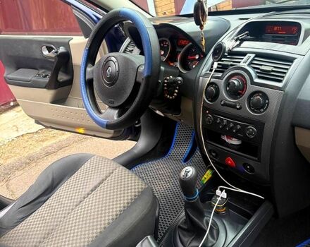 Синій Рено Меган, об'ємом двигуна 1.6 л та пробігом 277 тис. км за 6000 $, фото 7 на Automoto.ua