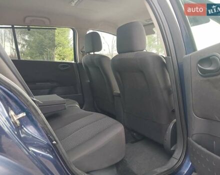 Синий Рено Меган, объемом двигателя 1.6 л и пробегом 377 тыс. км за 3950 $, фото 12 на Automoto.ua