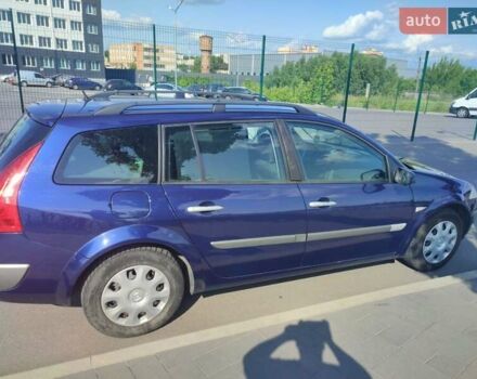 Синий Рено Меган, объемом двигателя 1.6 л и пробегом 260 тыс. км за 5300 $, фото 2 на Automoto.ua