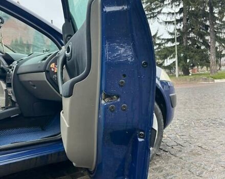 Синій Рено Меган, об'ємом двигуна 1.39 л та пробігом 153 тис. км за 4750 $, фото 13 на Automoto.ua