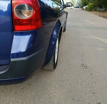 Синий Рено Меган, объемом двигателя 1.6 л и пробегом 250 тыс. км за 4000 $, фото 10 на Automoto.ua