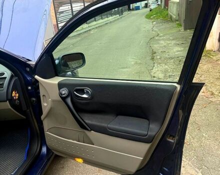 Синій Рено Меган, об'ємом двигуна 1.6 л та пробігом 277 тис. км за 6000 $, фото 5 на Automoto.ua