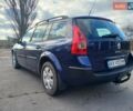 Синий Рено Меган, объемом двигателя 1.6 л и пробегом 377 тыс. км за 3950 $, фото 2 на Automoto.ua