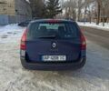 Синий Рено Меган, объемом двигателя 1.6 л и пробегом 250 тыс. км за 3700 $, фото 4 на Automoto.ua